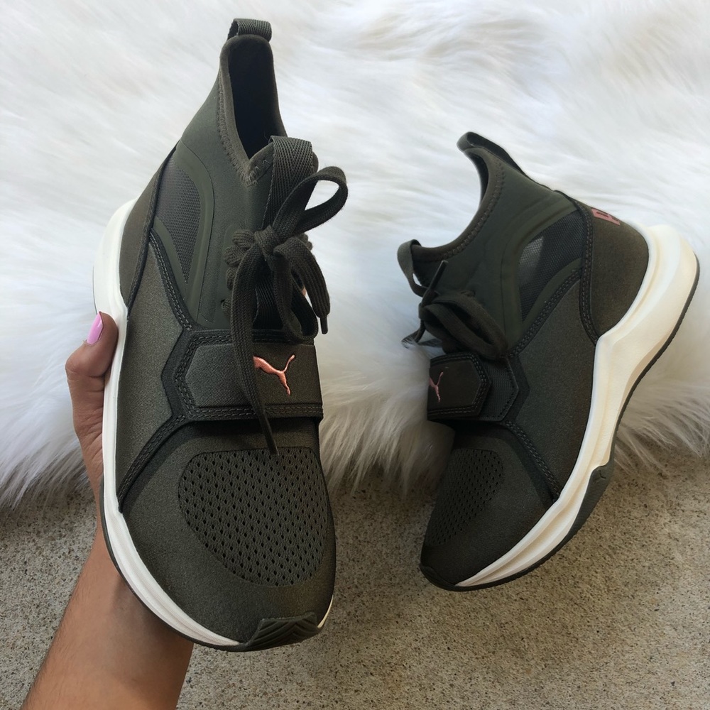 NWT Puma Olive Green Sneaker